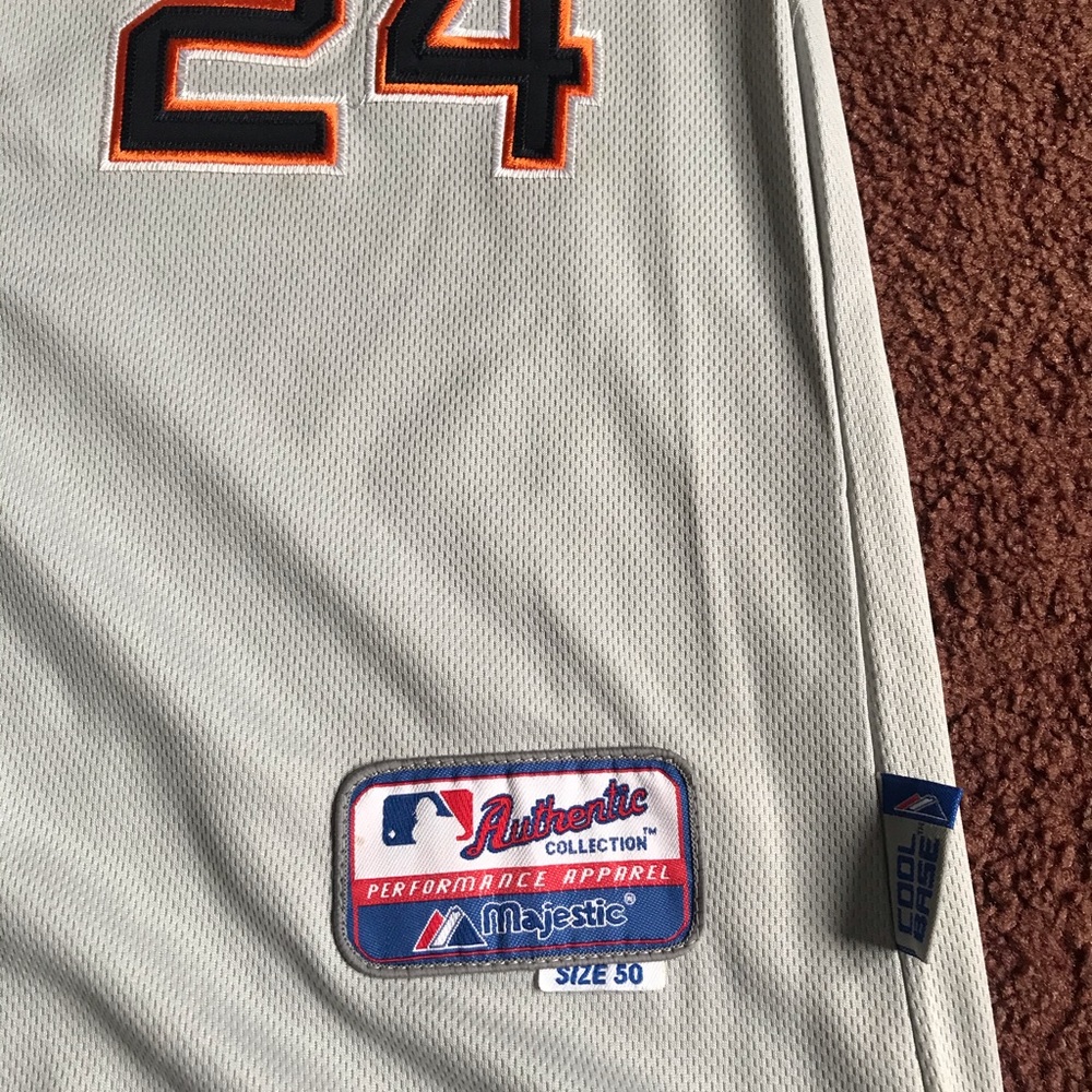 Miguel Cabrera Jersey - Picture 3 of 5